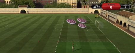 Crossing ball in FIFA 2013